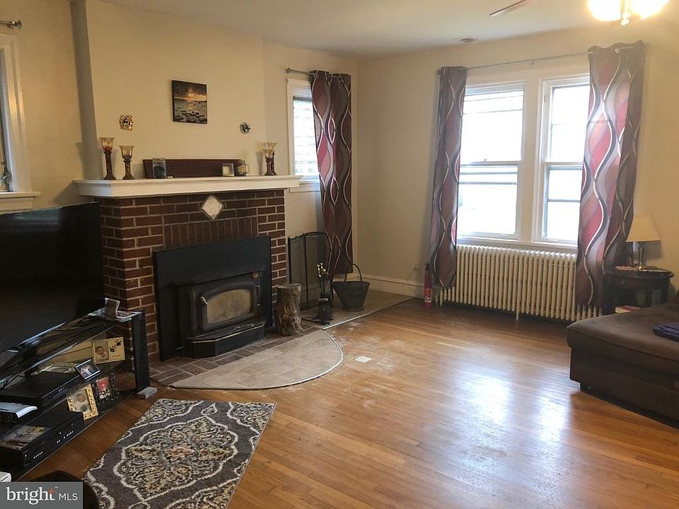 2249 Walnut St, Colmar, PA 18915 Zillow