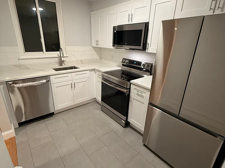 488 Fountain St #1 — Photo 5