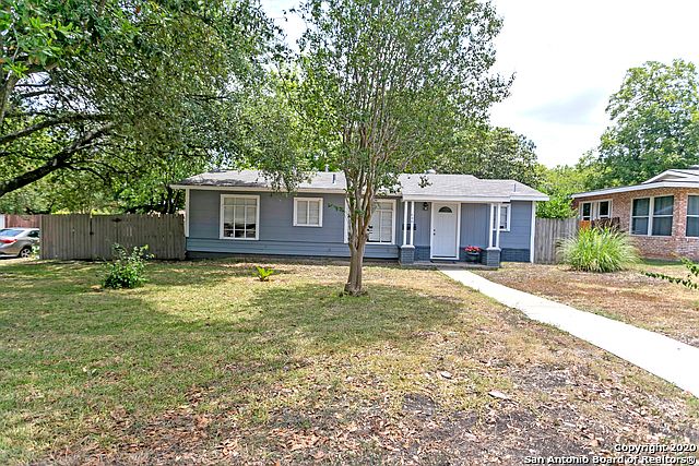 1st image of 646 Blakeley Dr