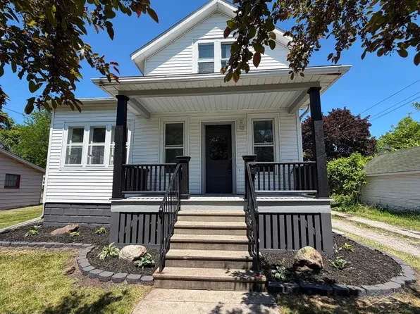 814 Mackinaw St, Saginaw, MI 48602