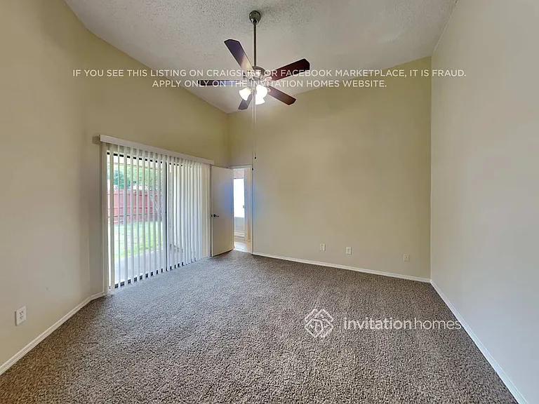 2113 Stein Way — Photo 13