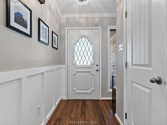 2nd image of 2803 Manassas Ct