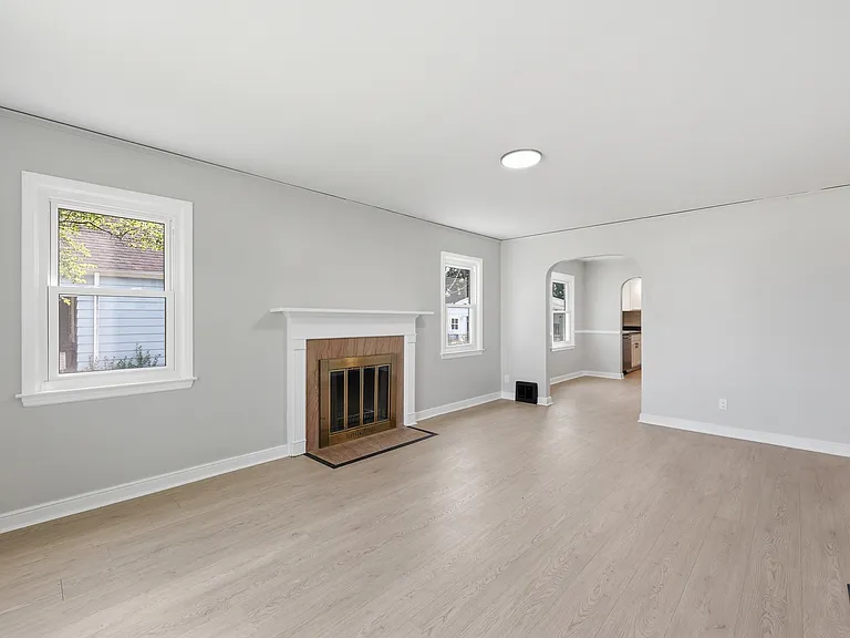 145 Demorest Ave — Photo 11