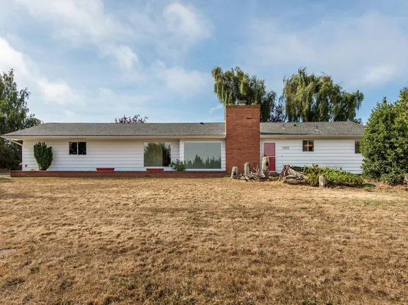 1031 Thornton Dr, Sequim, WA 98382