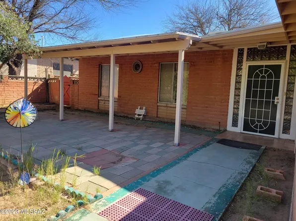 4961 W De La Canoa Dr, Amado, AZ 85645
