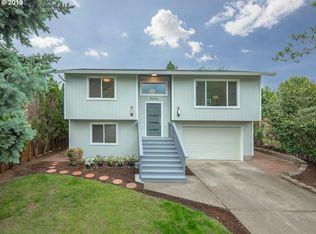 5042 NE Roselawn St, Portland, OR 97218