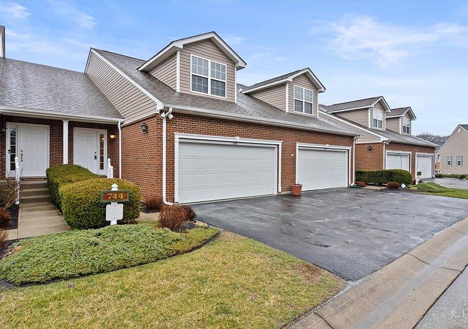 1st image of 744 Breckenridge Ct APT 204