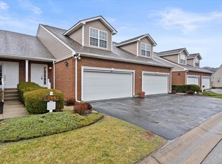 744 Breckenridge Ct APT 204, Cincinnati, OH 45244