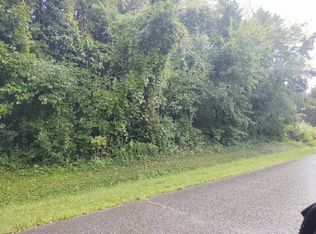 Savage Garden Rd, Rocky top, TN 37769