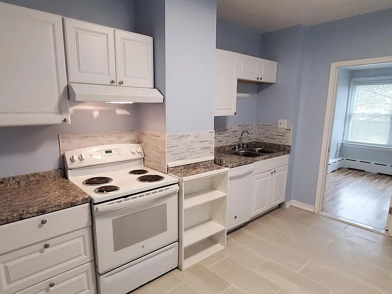 2227 14th St SE — Photo 11