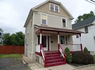 93 Jefferson St, Somerset, NJ 08873