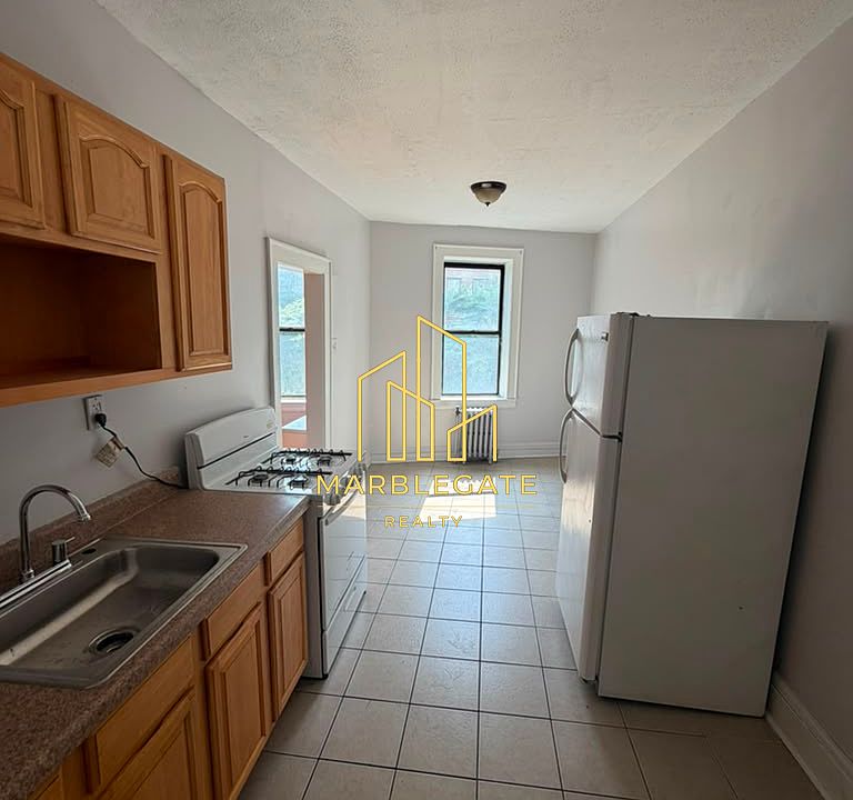 1st image of 469-470 Elizabeth Ave #4011