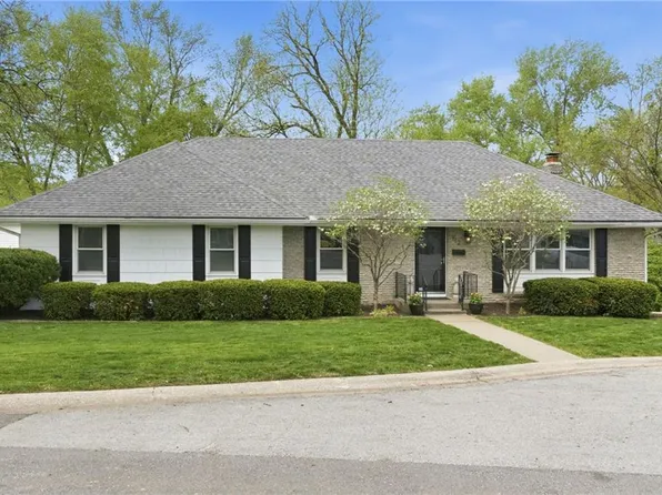 912 W 100th Ter, Kansas City, MO 64114