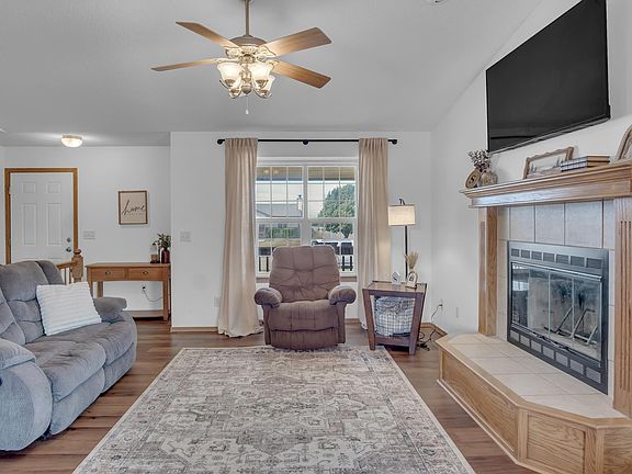 5th image of 2306 Paddington Ct