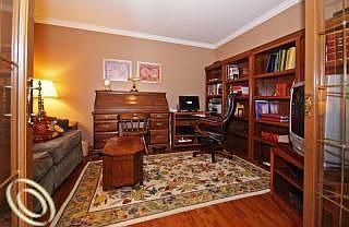4th image of 48736 Meadow Dr