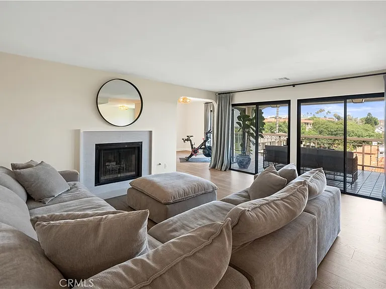 1150 W 13th St #306 — Photo 4