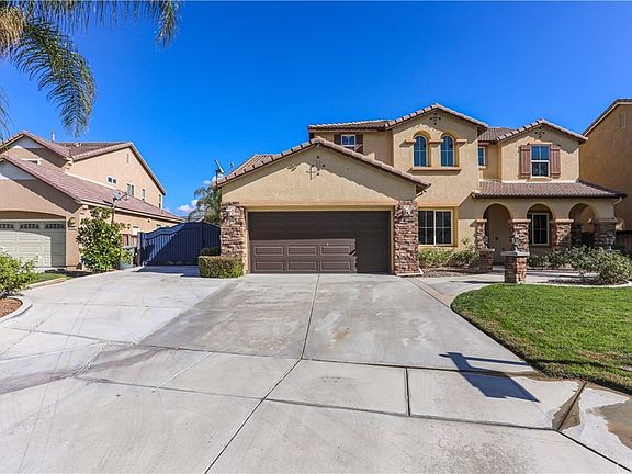 2nd image of 275 Peregrine Ln