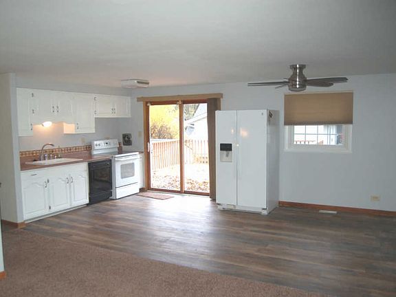 4th image of 625 Dartmouth Ln