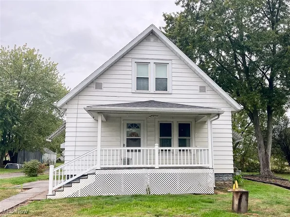 1109 Howell Ave NW, North Lawrence, OH 44666