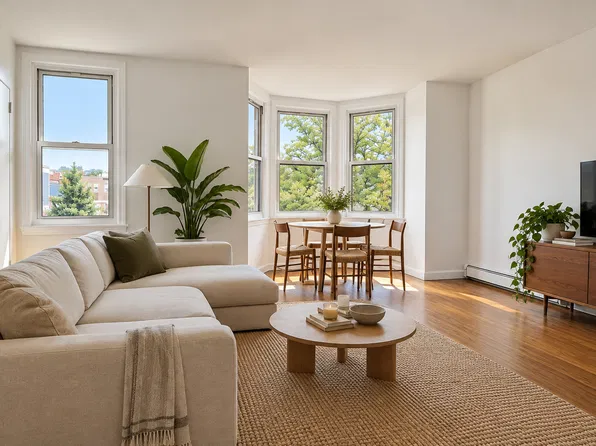 704 Greenwood Ave Floor 2, Brooklyn, NY 11218