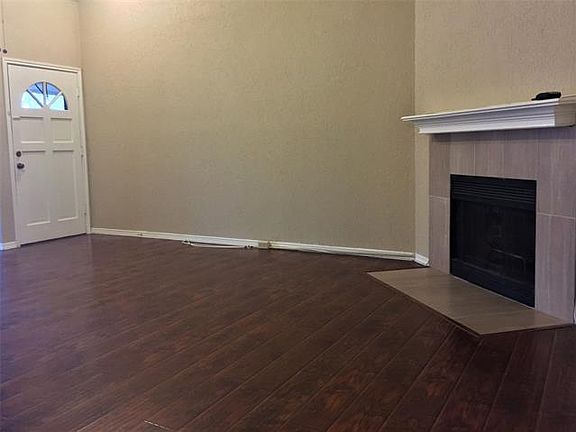 5th image of 3023 Hilltop Dr