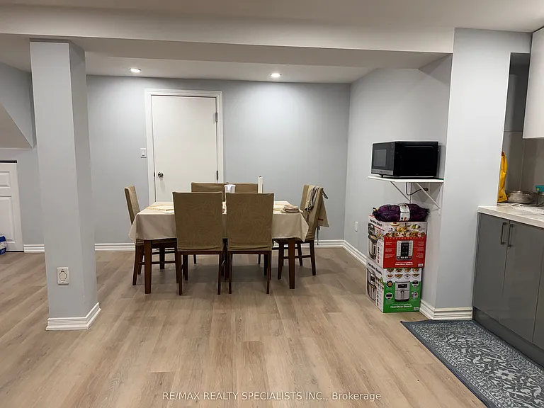 934 Boyer Blvd #BASEMENT — Photo 19
