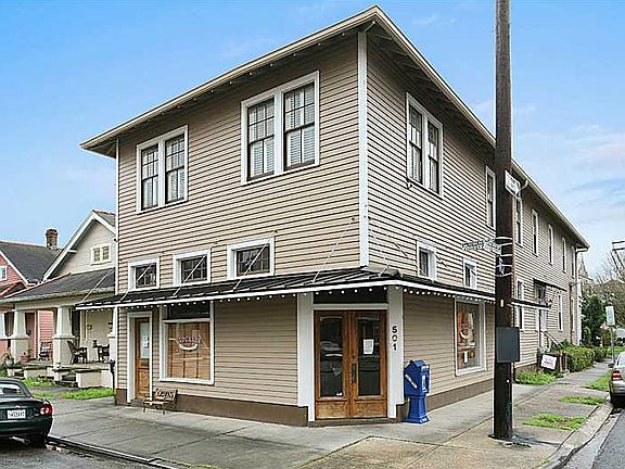 2nd image of 503 Pelican Ave