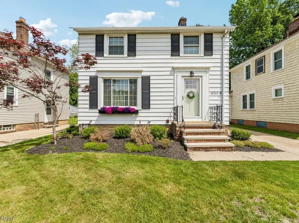 20562 Stanford Ave, Fairview Park, OH 44126
