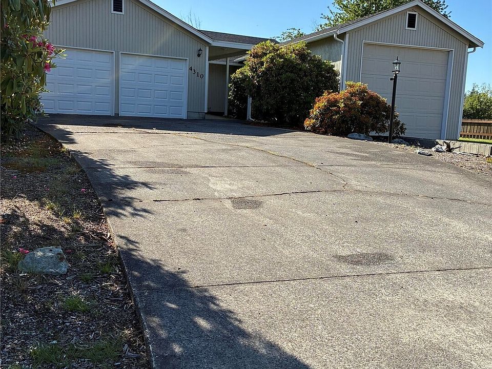 1st image of 4310 Montclair Drive SE