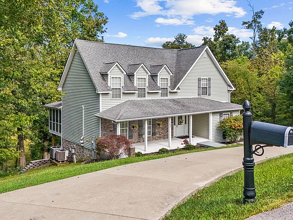 3rd image of 103 Brant Ct