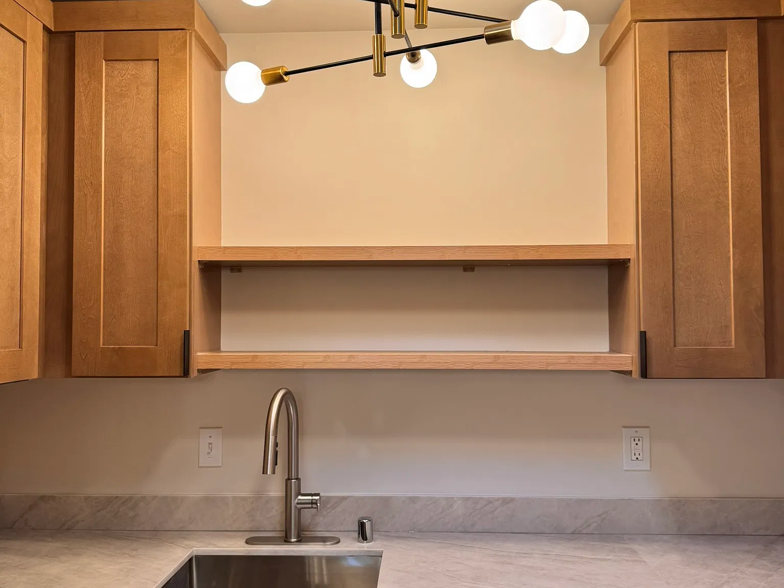 2 bed, 1000 sqft, $2,795 — Photo 4