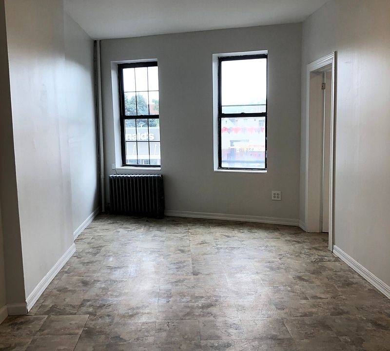 1st image of 138-19 Jamaica Ave #2