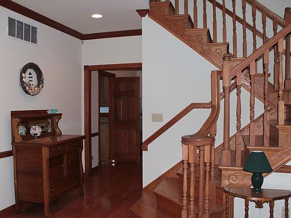 2nd image of 445 Black Gum Dr