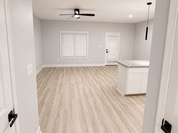 5th image of 3105 Cricket Rd #3103 & 3105
