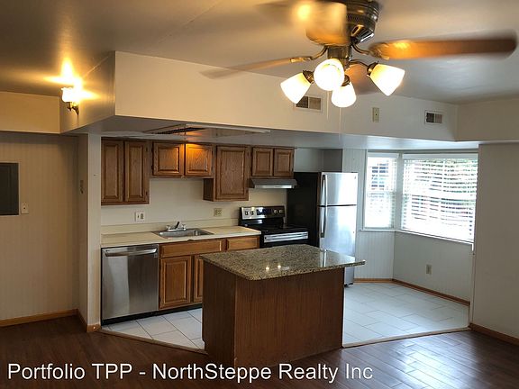 2nd image of 5 Northwood A #5