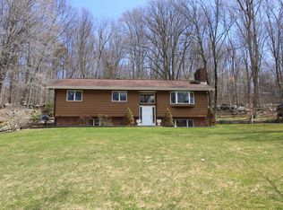 14 Park Ln, Somers, NY 10589