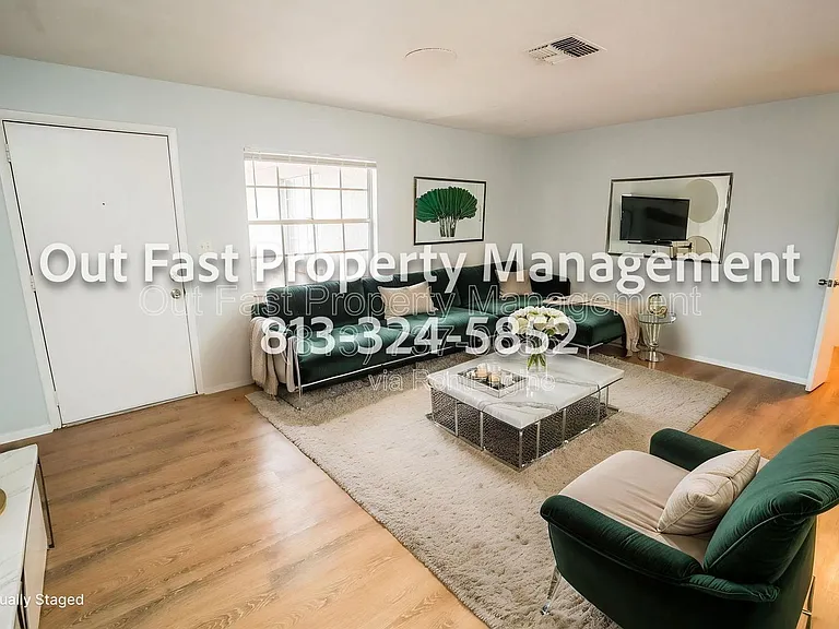 1273 Sylvia Ave — Photo 5