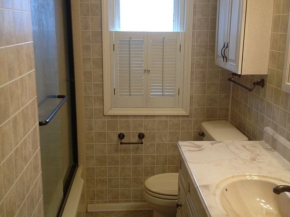 3rd image of 1329 McKinley Pkwy