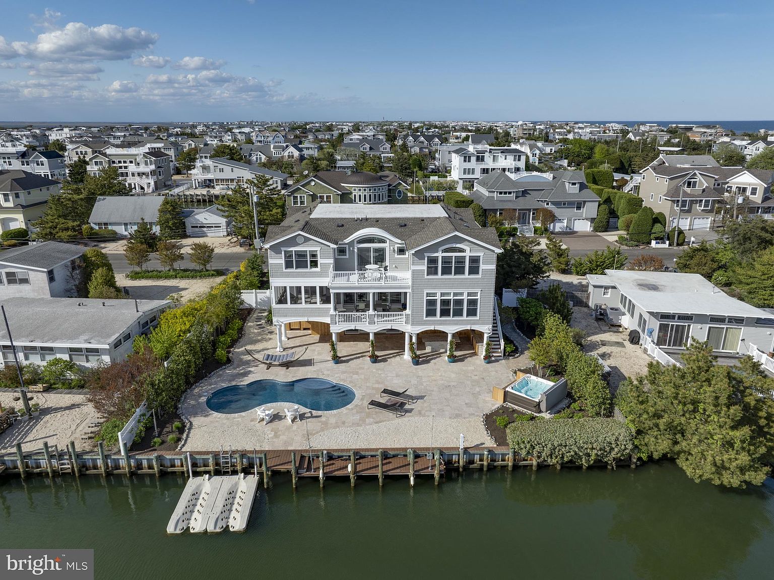 18 Panorama Dr, Beach Haven, NJ 08008 | MLS #NJOC2038556 | Zillow