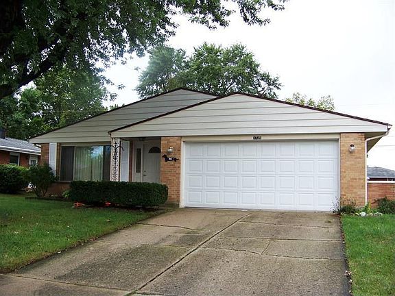 3rd image of 2725 Horstman Dr