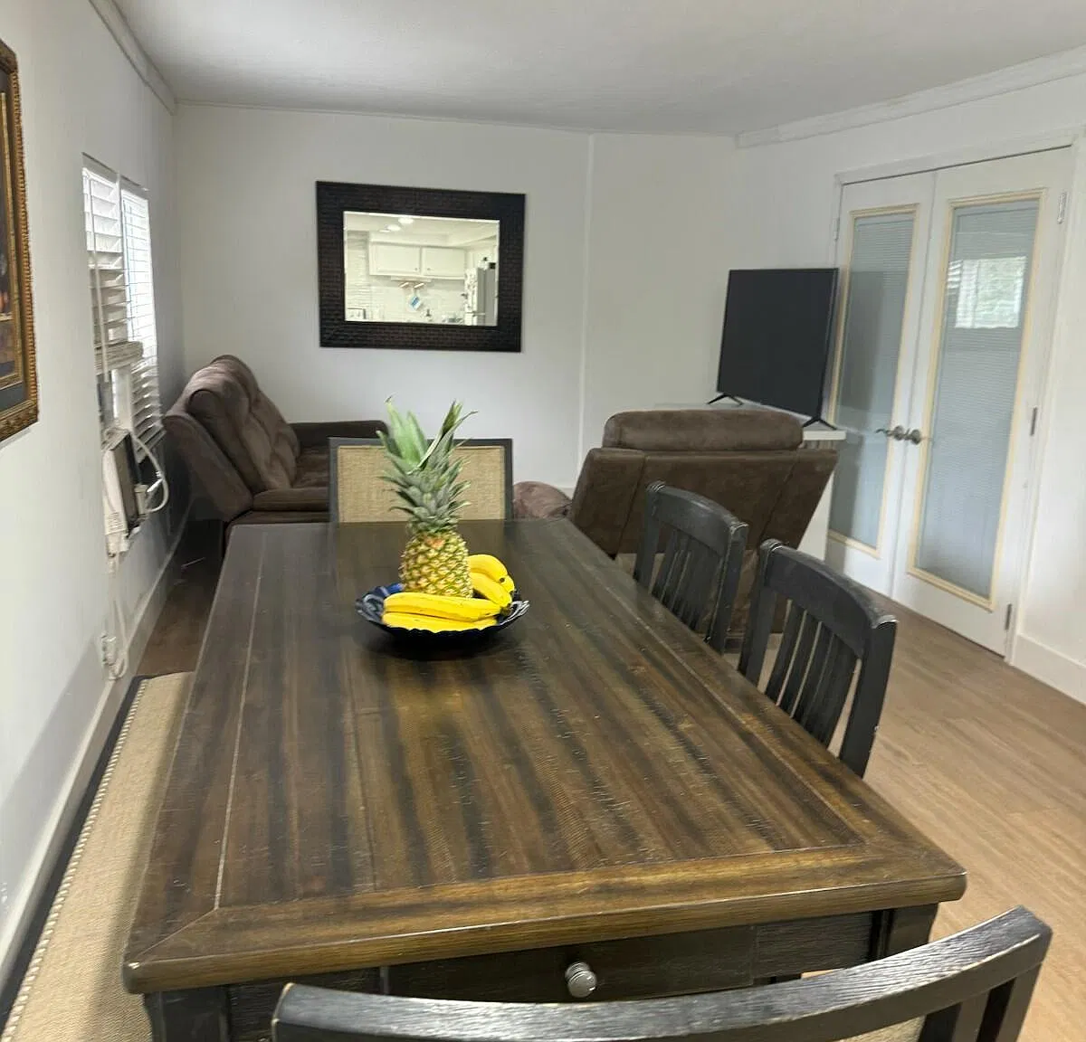 2 bed, 1.0 bath, 600 sqft, $1,700 — Photo 2