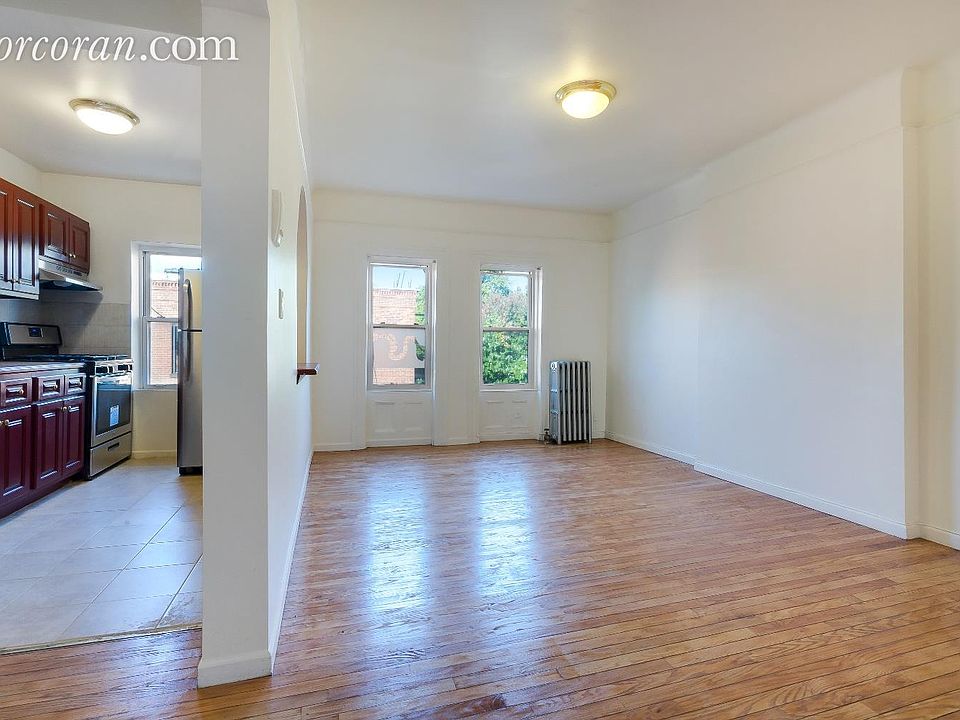 1st image of 278 New York Ave APT 4