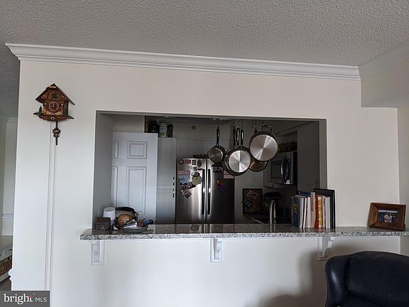5th image of 2121 Jamieson Ave Unit 1404