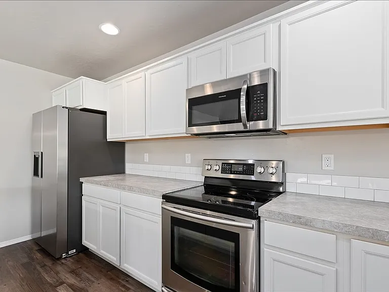 2044 Kodiak St — Photo 47