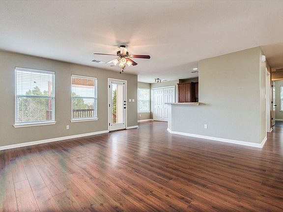 4th image of 21506 Patton Ave