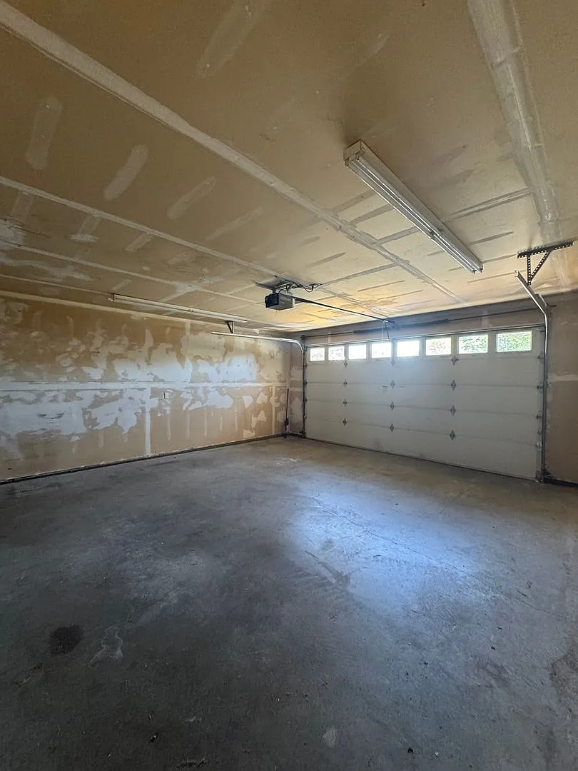 605 S. Tamarack St — Photo 4