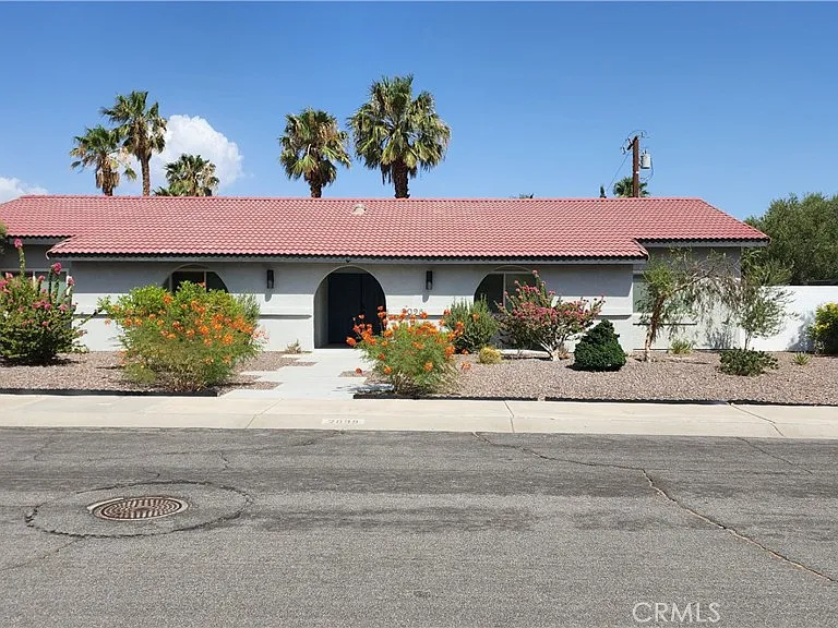 2098 N San Clemente Rd — Photo 7