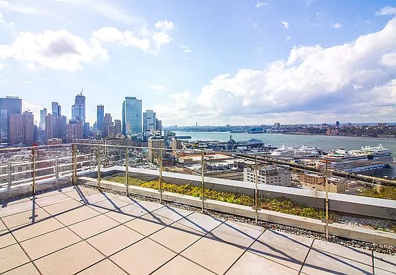 4th image of 554 W 54th St #30M