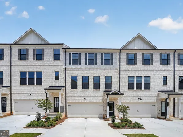 2827 Rosehall Way, Lawrenceville, GA 30044