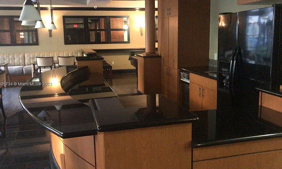 1st image of 3001 NE 185th St APT 534